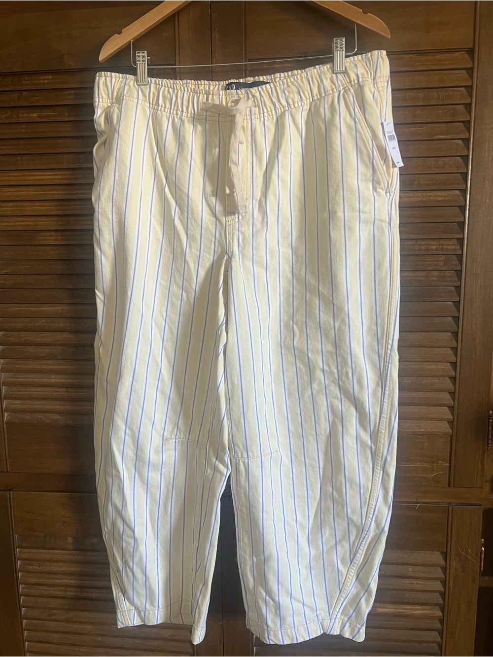 GAP Pull-On Barrel Pants with Yellow Pinstripes
